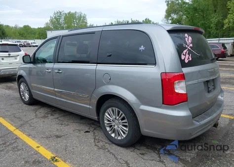 2015 Chrysler Town & Country Touring-L from USA, damaged, VIN 2C4RC1CGXFR726444